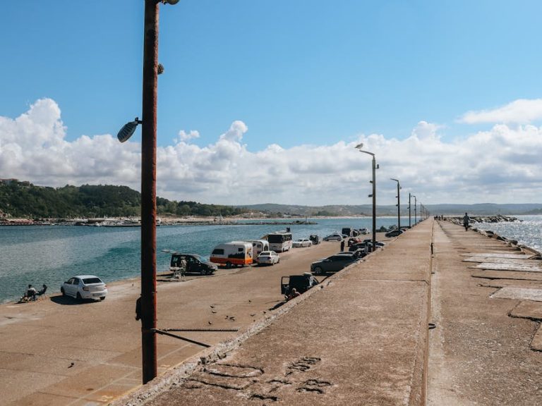 Аренда автомобиля с палаткой на крыше на Кавказе в 2025 году