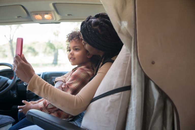 Снять автодом на Алтае: преимущества и особенности аренды