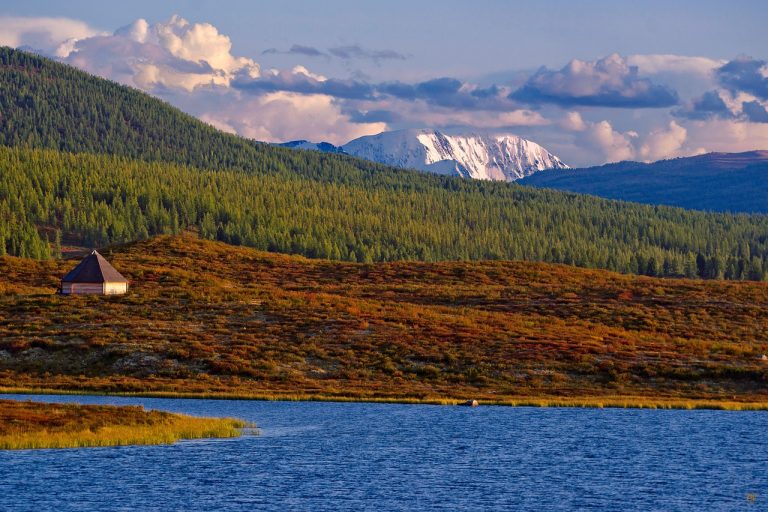 Бронирование автодомов на Кольском полуострове: особенности и цены