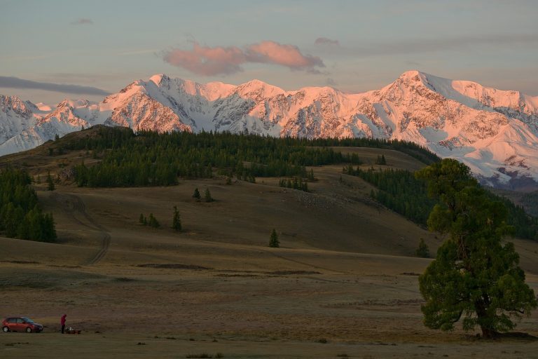 Аренда кемпера на Алтае: свобода и комфорт путешествия