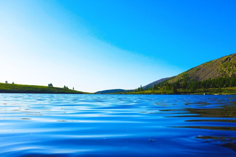 Путешествие на горном доме на колесах по Алтаю