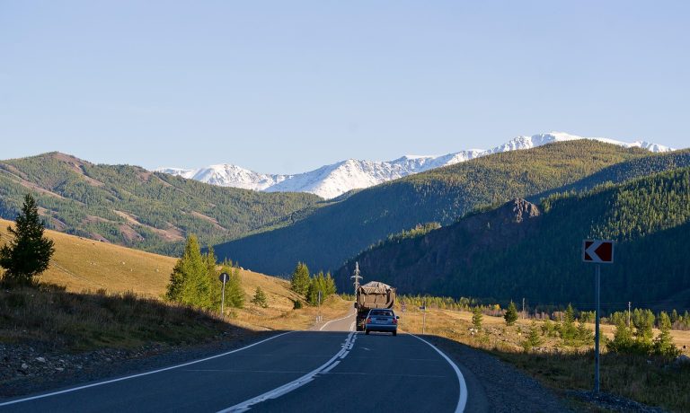 Аренда дома на колесах на Алтае